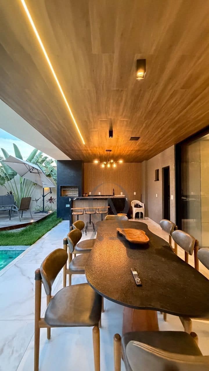 Espaço gourmet integrado à piscina