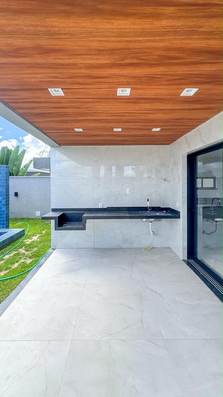 Área gourmet integrada à piscina