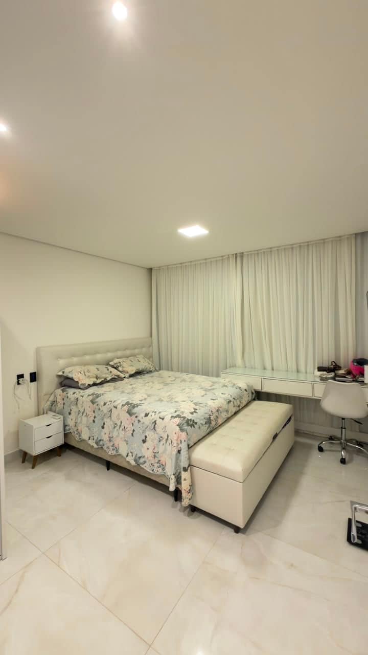 Quarto mobiliado